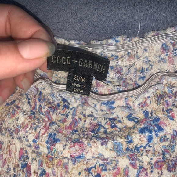 Size S Adorable Coco+Carmen Spring/Floral Blouse, Soft Cotton Blend - Picture 4 of 4